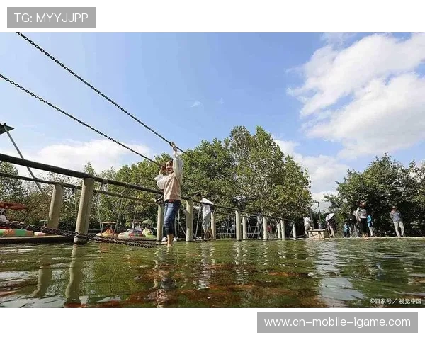 从勇敢跃入到完美入水探寻跳水运动背后的力量与艺术